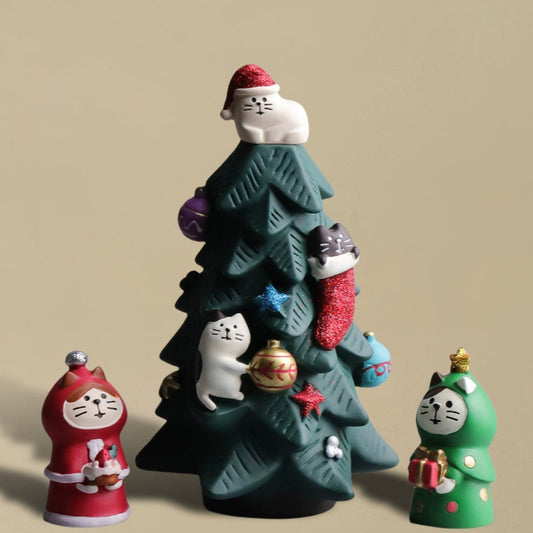 A Christmas tree with cute cat ornaments