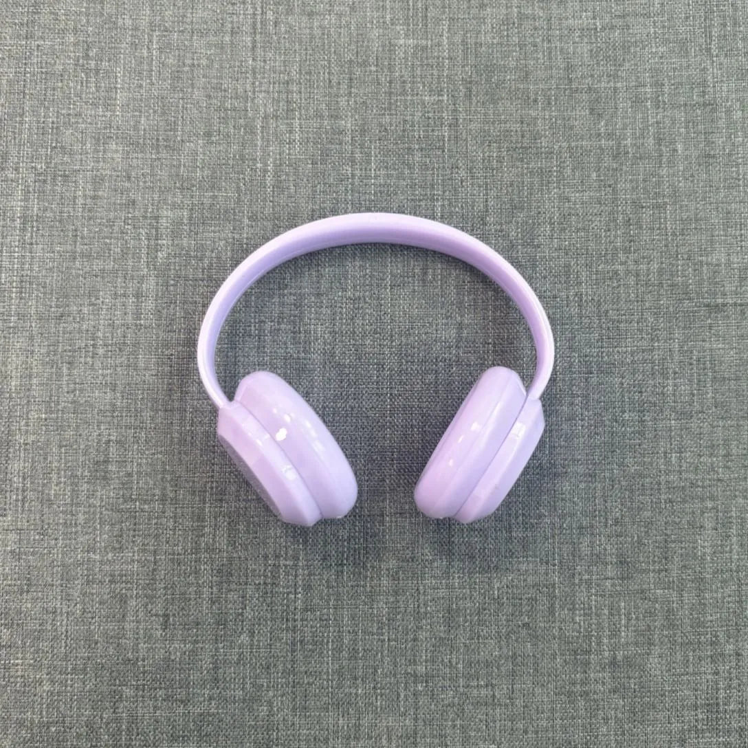 Mini cute headphones for dolls, perfect as an adorable accessory
